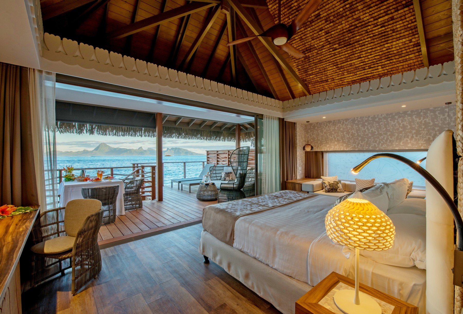 Bungalow Pilotis Motu
